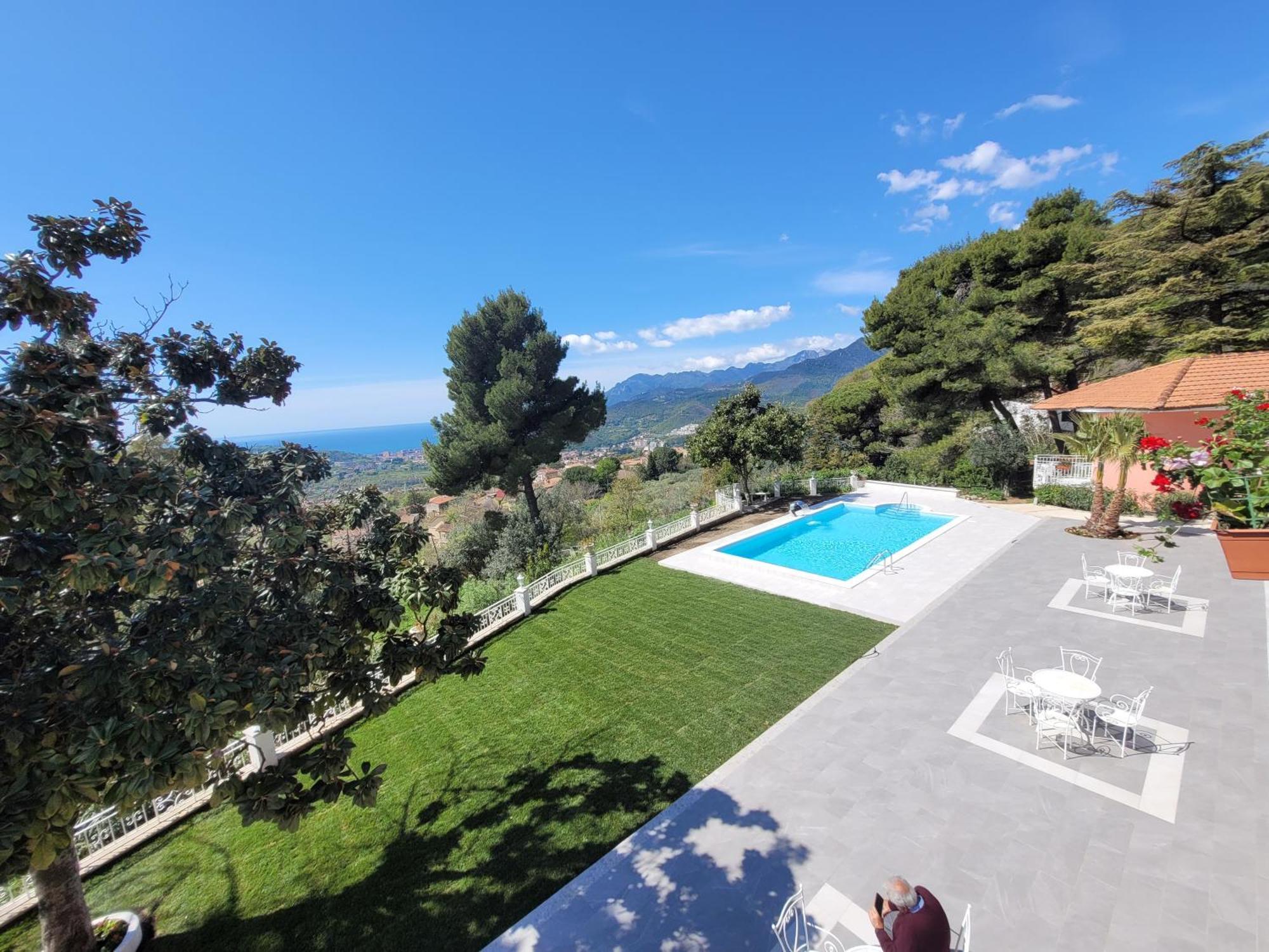 Villa Esmeralda Salerno Ngoại thất bức ảnh